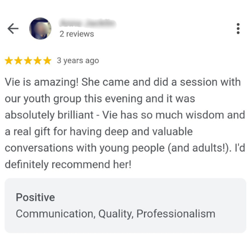 Positive review highlighting great communication and quality of a youth session.