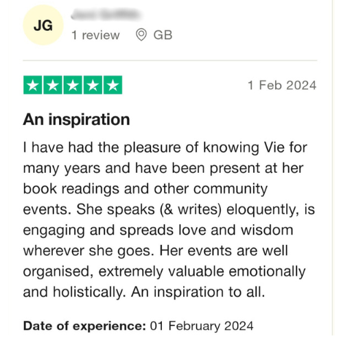 Positive review praising Vie for her eloquence and engaging book readings, highlighting her emotional impact.